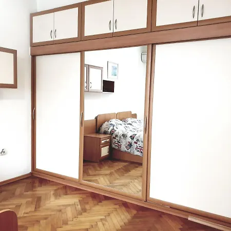 Apartment Jasmine Metro Station, 2bdr, Free Parking