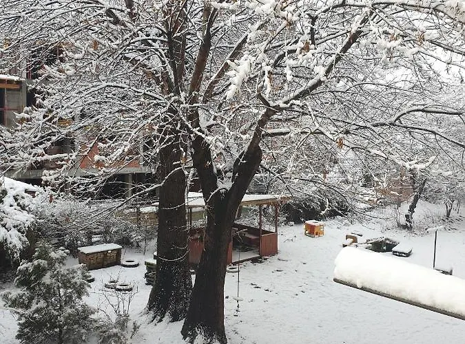 Jasmine Metro Station, 2bdr, Free Parking * Sofia