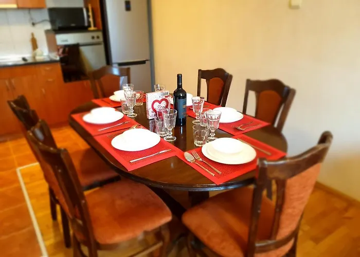 Apartment Jasmine Metro Station, 2bdr, Free Parking