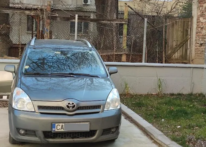 Jasmine Metro Station, 2bdr, Free Parking