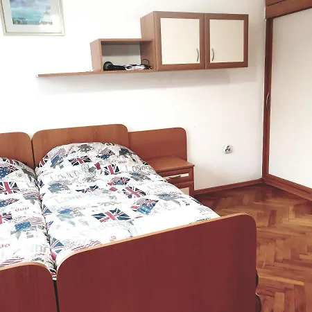 Jasmine Metro Station, 2bdr, Free Parking Lejlighed